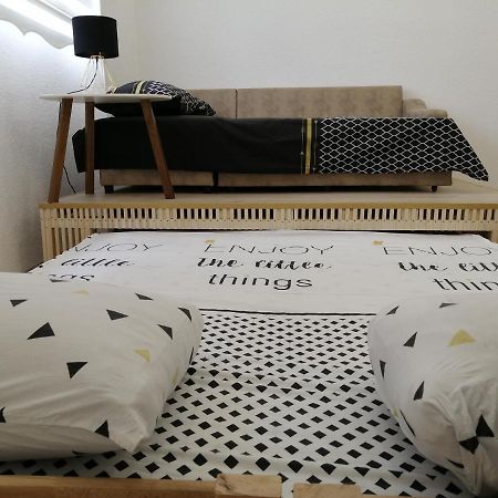 סראייבו Studio Apartment - A Bit Of Joy מראה חיצוני תמונה