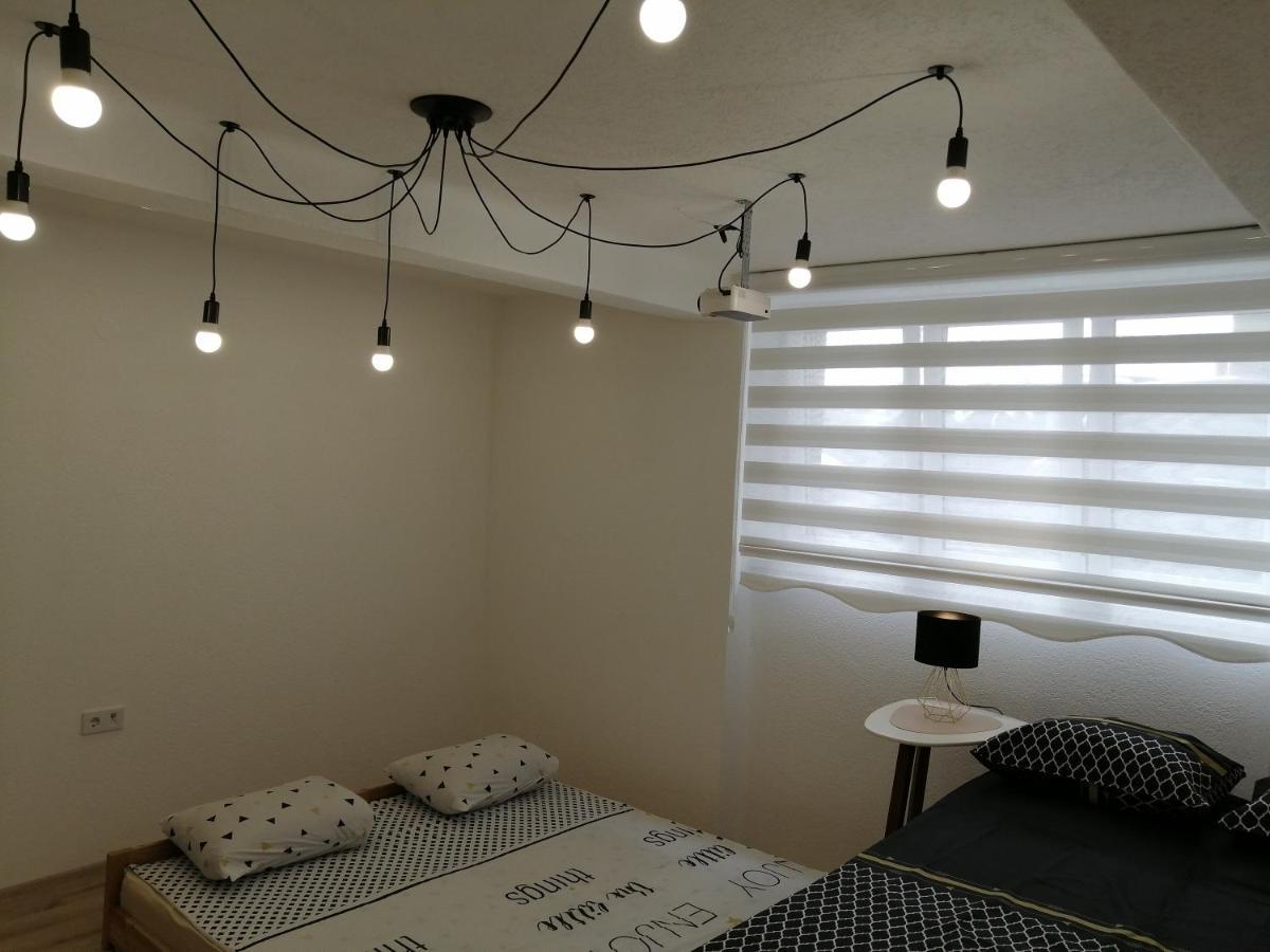 סראייבו Studio Apartment - A Bit Of Joy מראה חיצוני תמונה